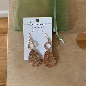 Earrings nwt